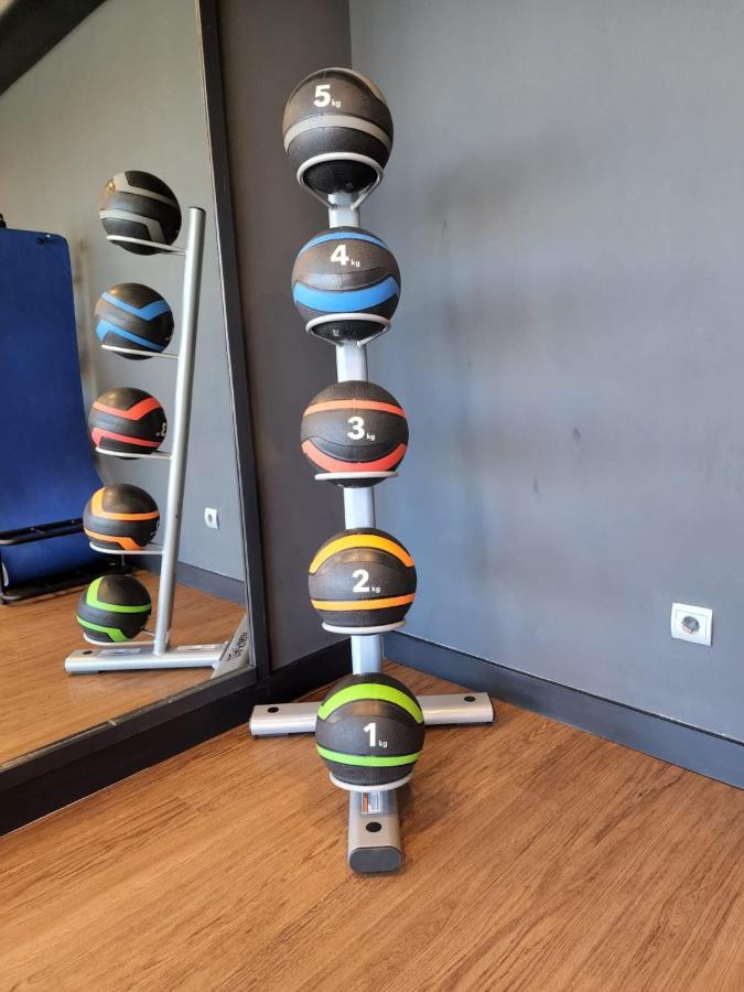 Dolce By Wyndham Barcelona Resort サン・エステヴェ・セスロヴィレス エクステリア 写真
