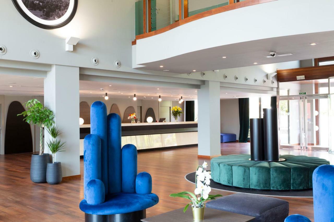 Dolce By Wyndham Barcelona Resort サン・エステヴェ・セスロヴィレス エクステリア 写真